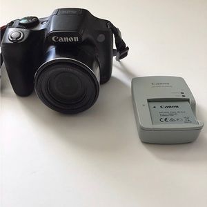 CANON SX530 camera
